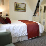 Double with private shower Double room with shower and private w.c. just across the landing.